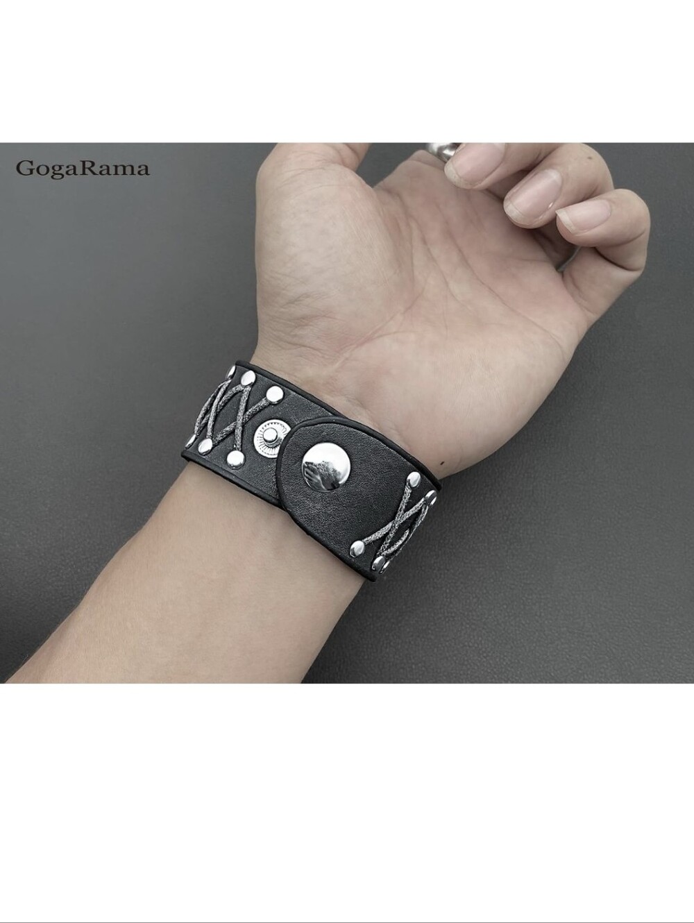FUN Unisex Goth Black Skull Heart Cuff Watch - Picture 7 of 8